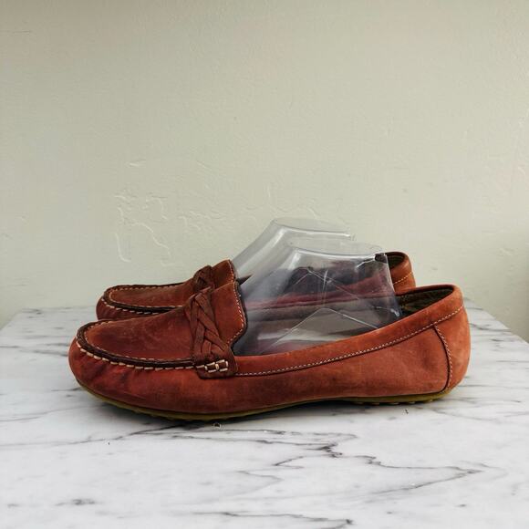 Array Shoes - Women's Suede Loafers in Rust